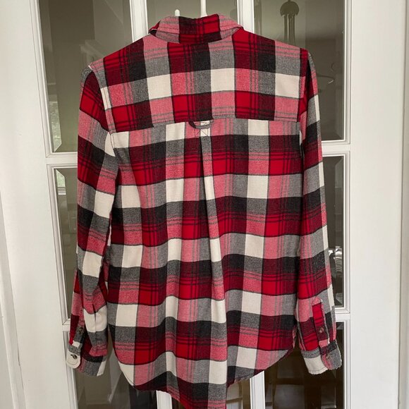 American Eagle Boyfriend Fit Flannel Plaid shirt - Picture 2 of 3